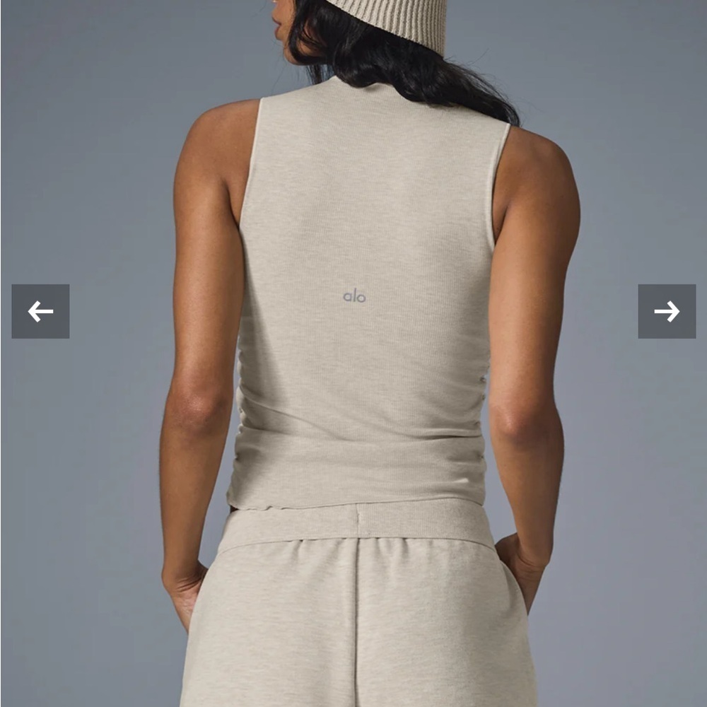 ALO Yoga Ribbed En Pointe Tank Limited: Oatmeal Heather XS NWT - Picture 4 of 7